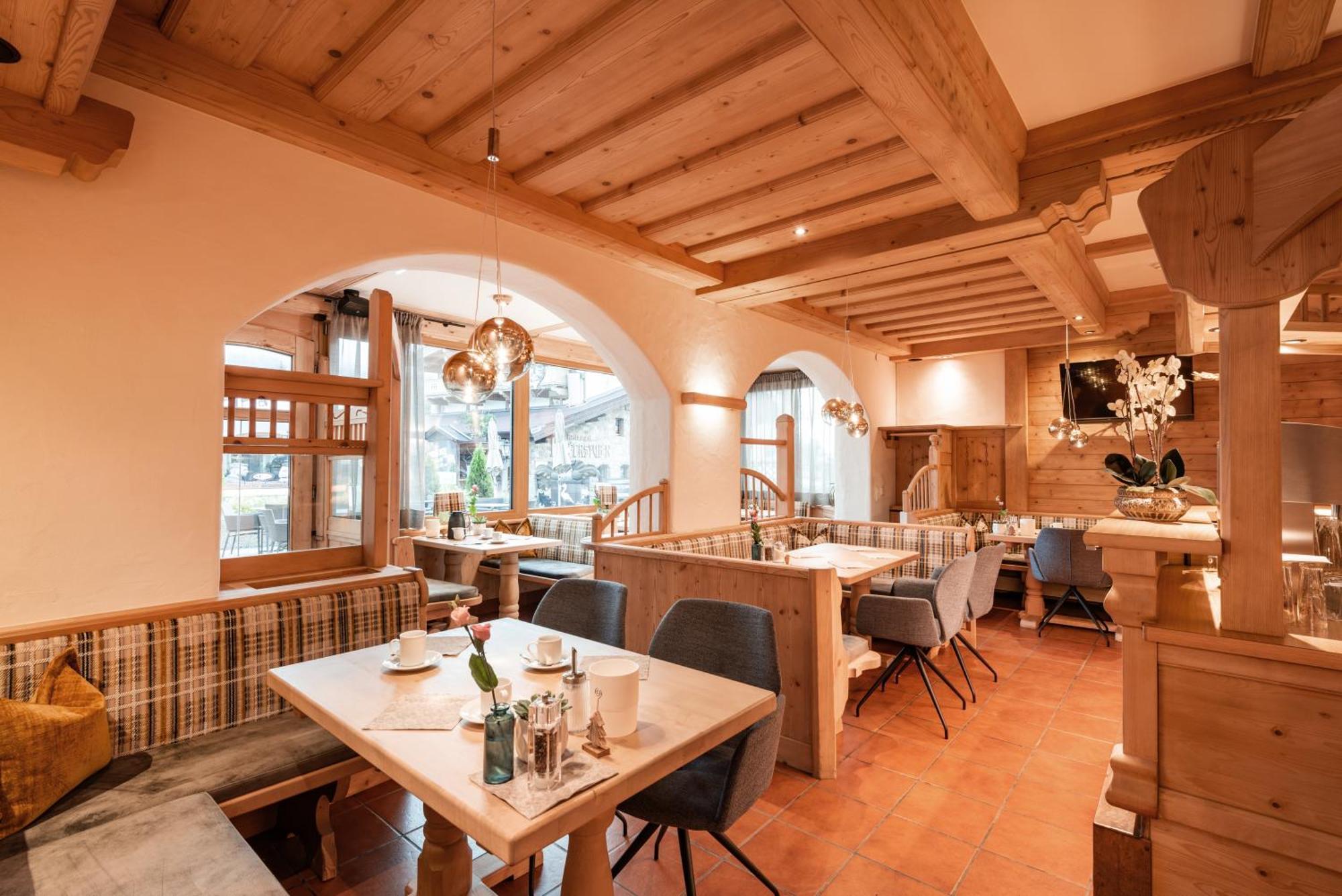 Alpen Glueck Hotel Unterm Rain Garni Kirchberg in Tirol Exteriér fotografie