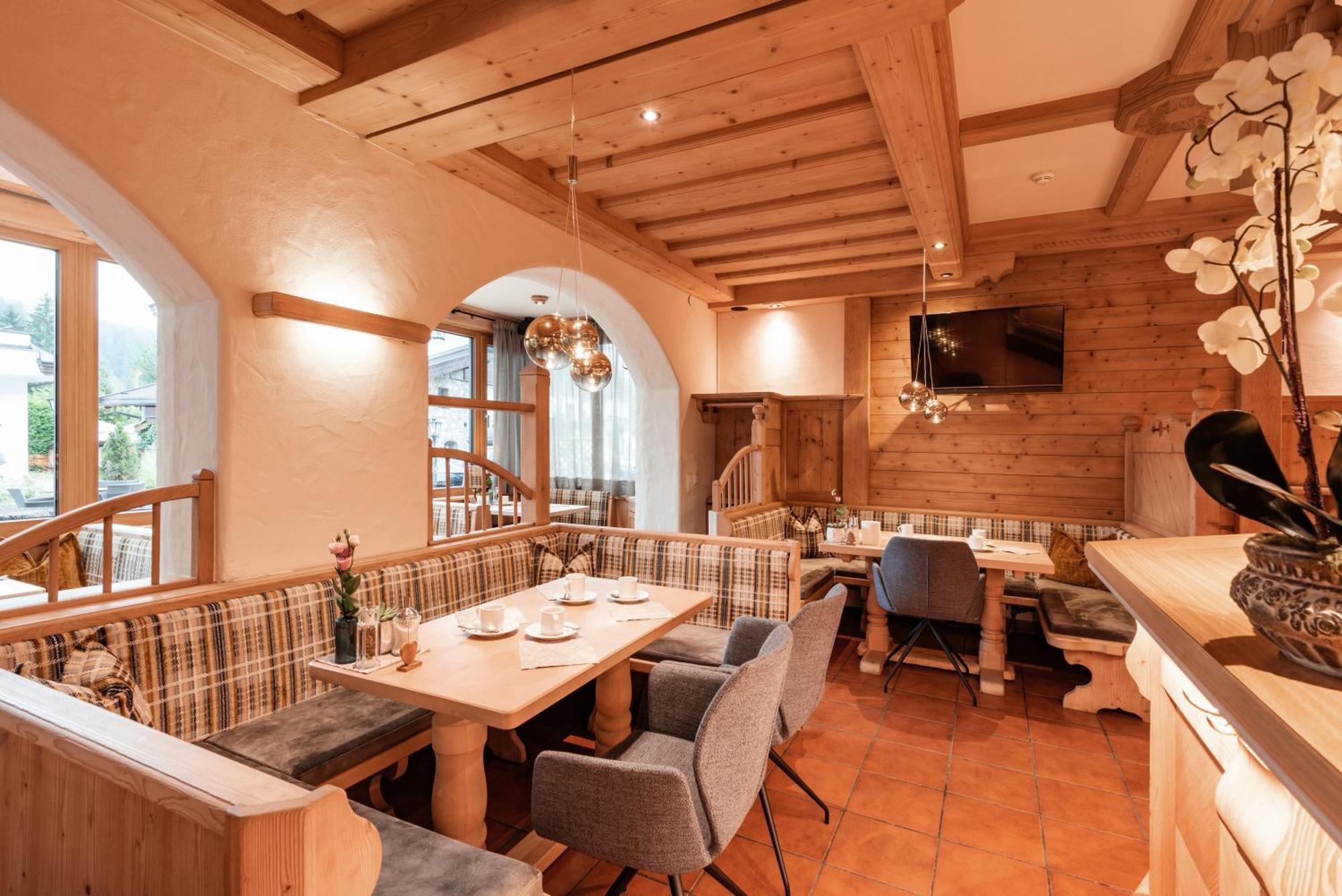 Alpen Glueck Hotel Unterm Rain Garni Kirchberg in Tirol Exteriér fotografie
